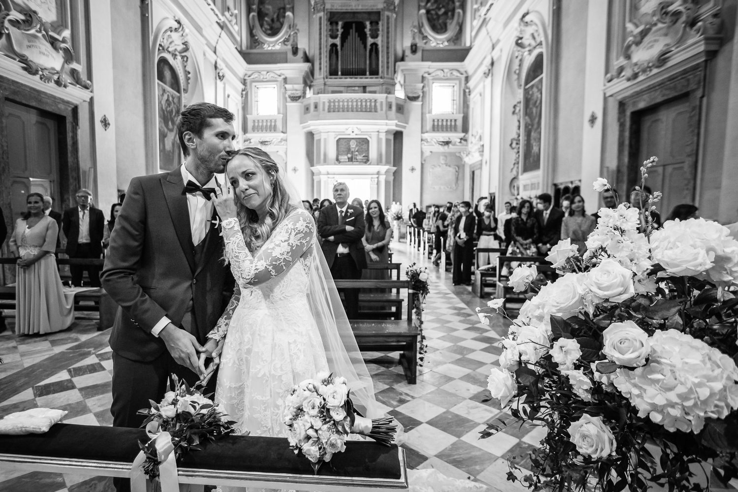 La sposa si emoziona