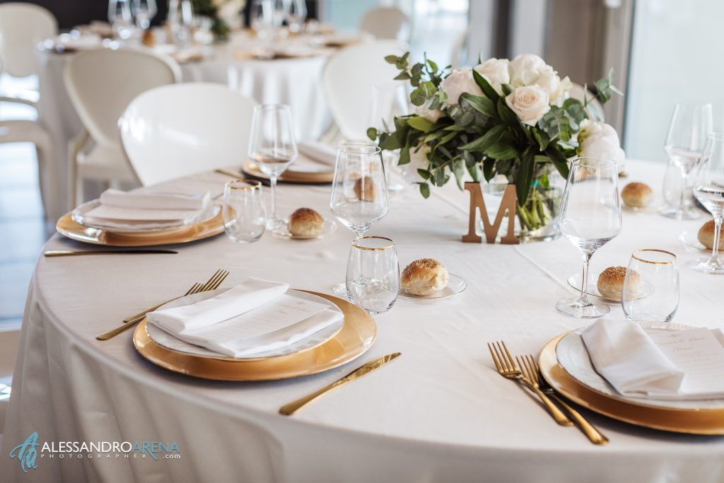 matrimonio a Villa Renoir, dettaglio allestimento tavolo