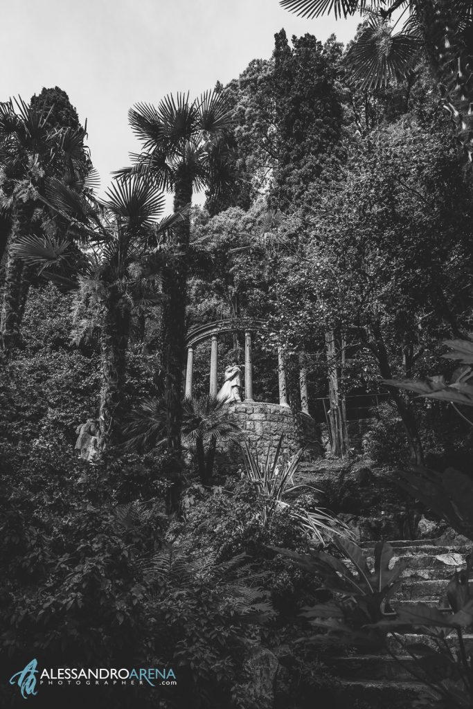 Foto sposi al parco Scherrer di Morcote Lago di Lugano