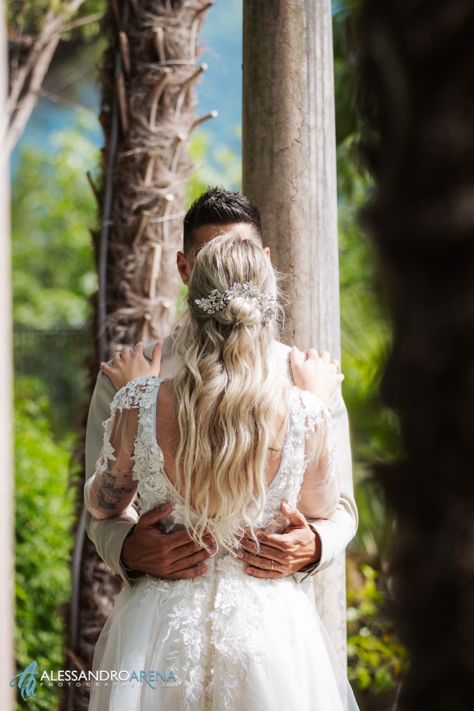 Dettaglio sposi al parco scherrer di Morcote