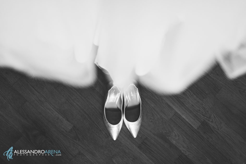 matrimonio in Franciacorta, dettaglio scarpe della sposa