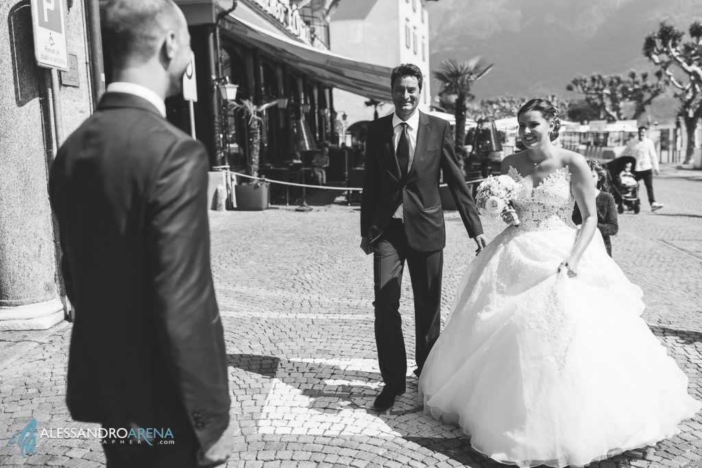 Rito civile municipio di Ascona, gli sposi si incontrano la prima volta