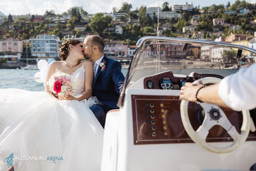 Sposi sul motoscafo al lungolago di Ascona
