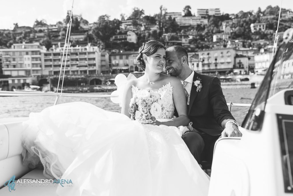 Sposi sul motoscafo al lungolago di Ascona