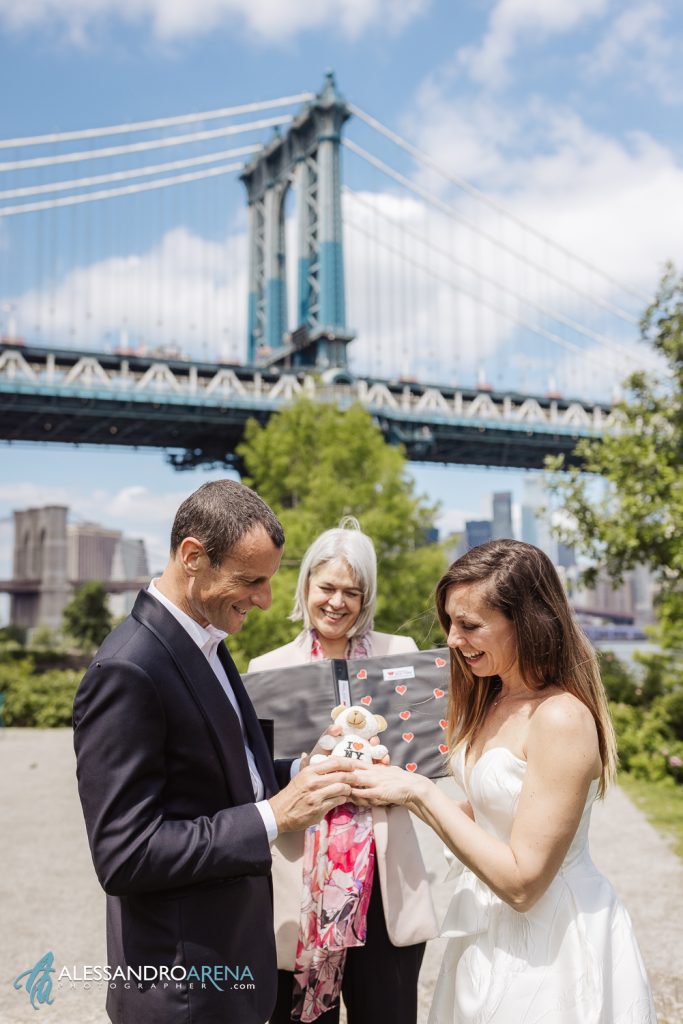 Scambio degli anelli, cerimonia a dumbo