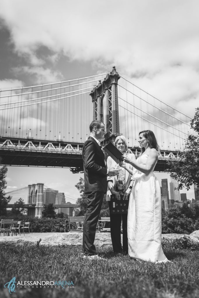Wedding ceremony in Dumbo - Brooklyn New York