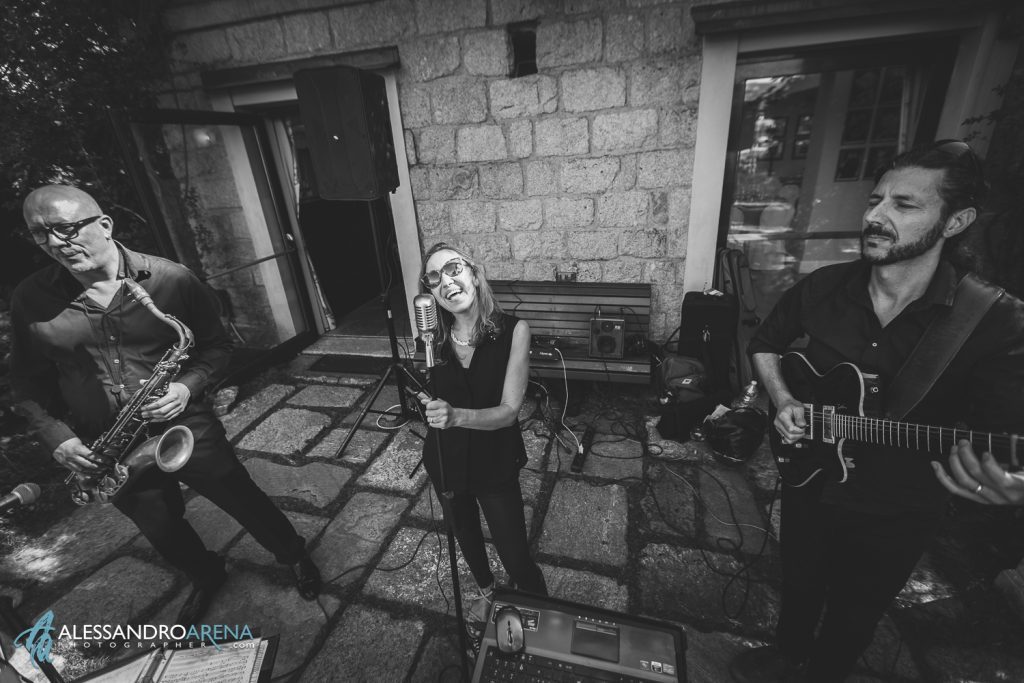 Barbara campo con il suo intrttenimento musicale