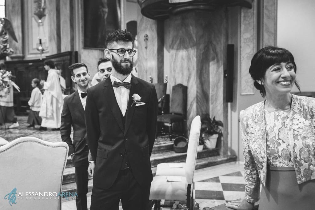 Lo sposo vede la sposa per la prima volta