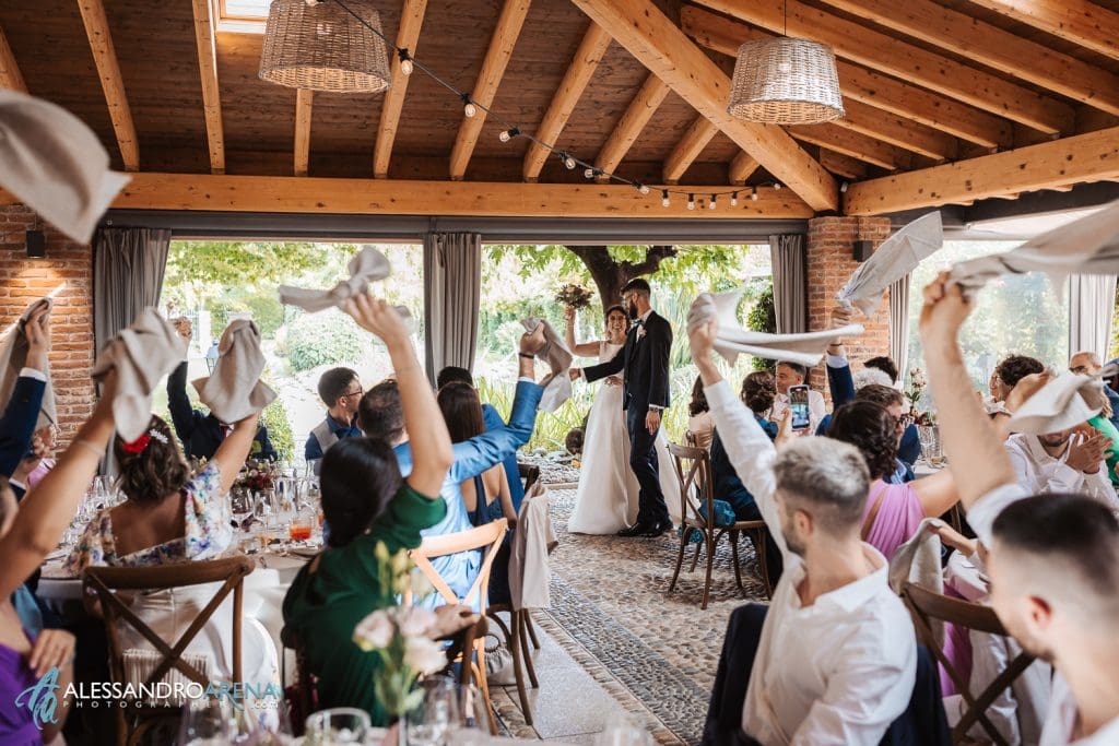 Ingresso sposi - matrimonio borgo San Cristoforo Oleggio