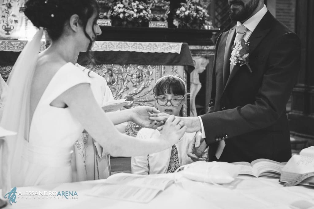Matrimonio a Milano - Chiesa Abbazia di Morimondo - scambio fedi
