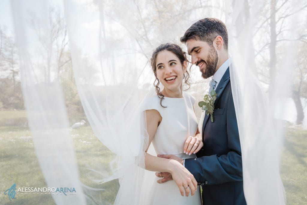 Sessione fotografica sposi - Parco di Ternate