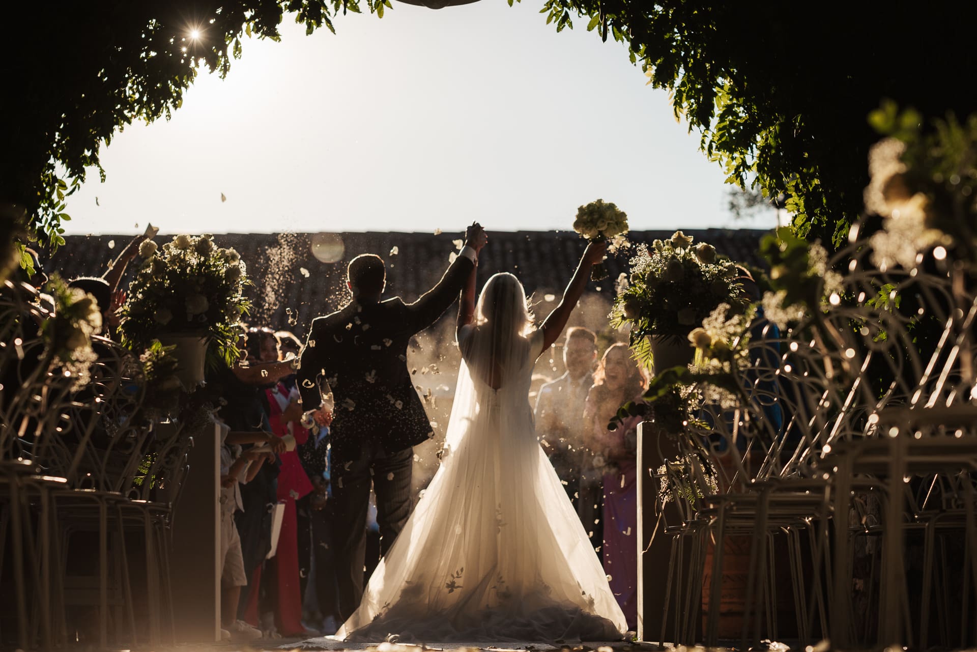 Cerimonia a Villa Valenca, uscita degli sposi