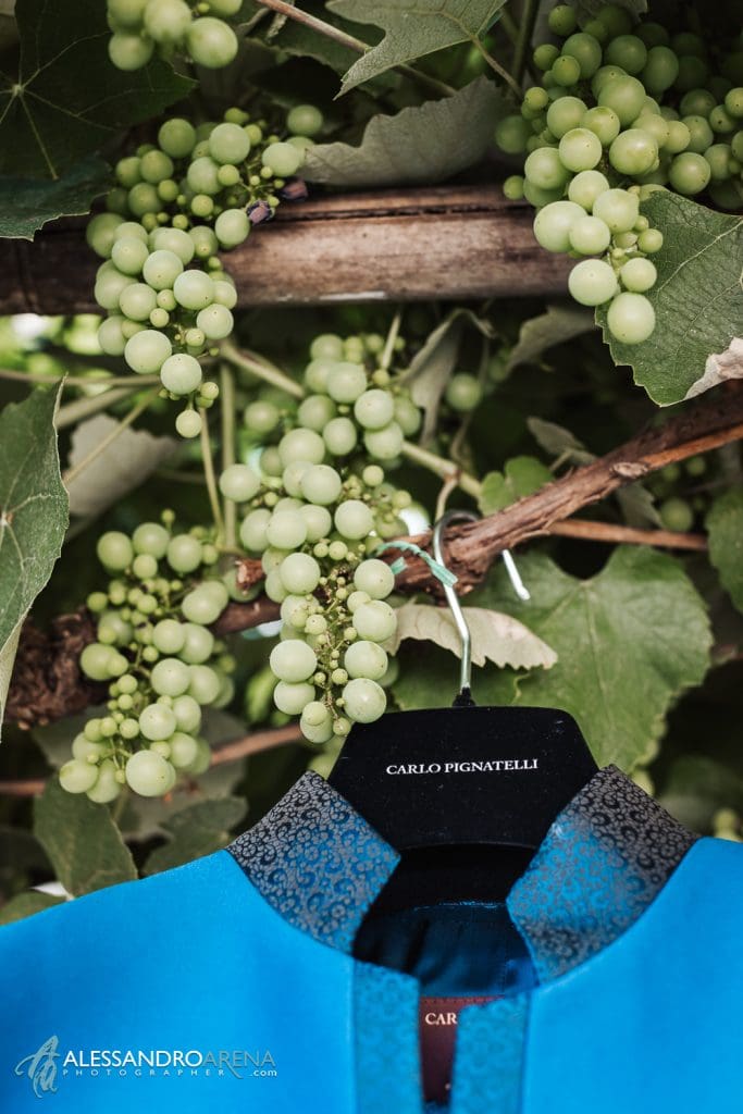 Dettaglio abito dello sposo